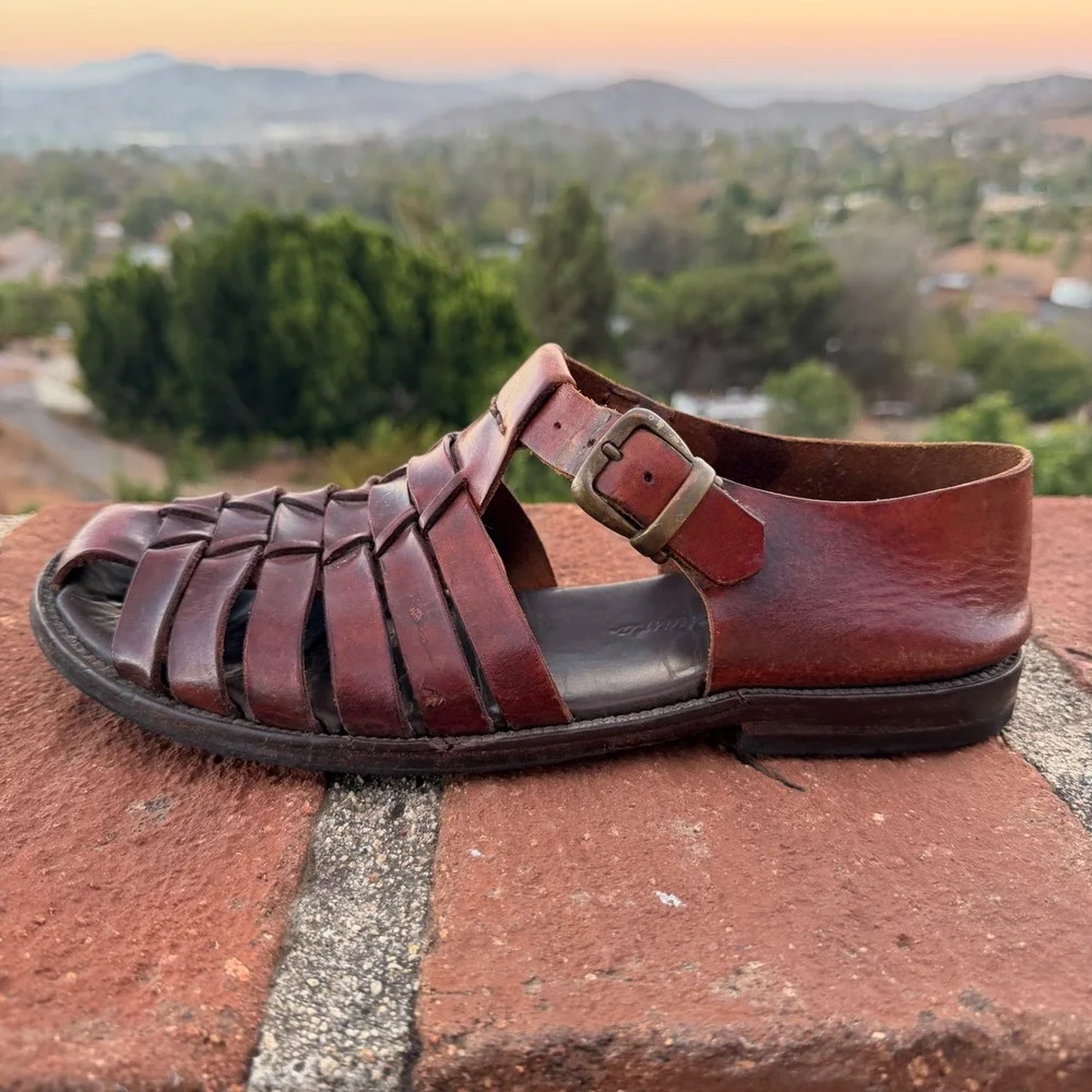 Tommy Bahama Brown Leather Huarache Fisherman Sandals Vibram Sole Mens 9
